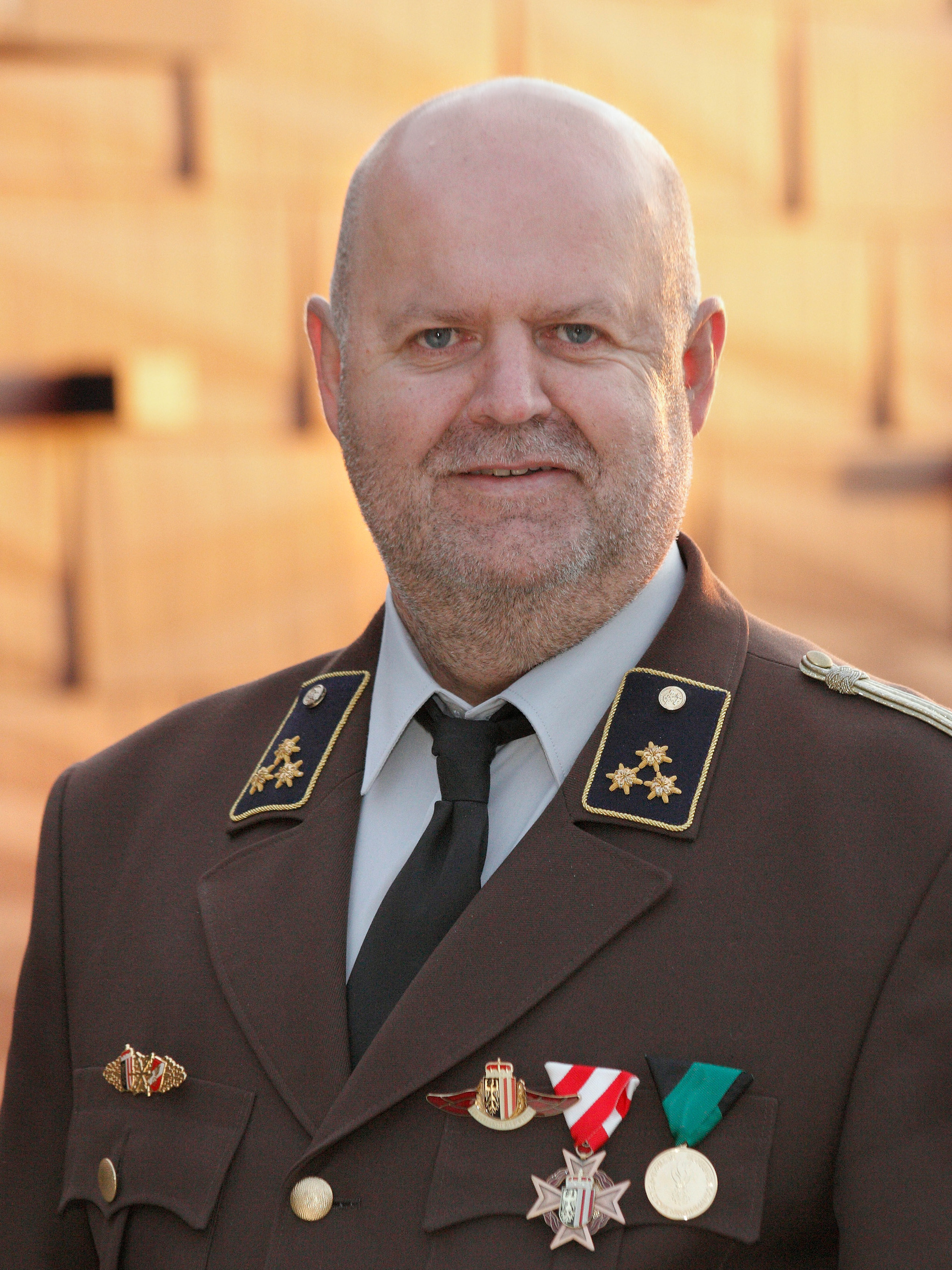 Bernhard Weiß